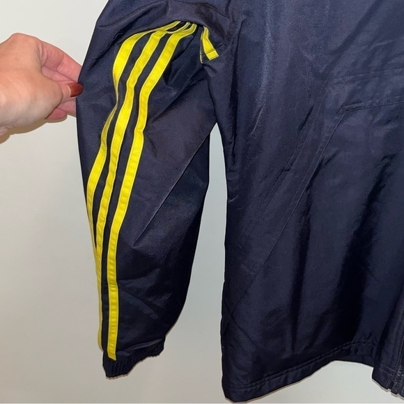 Adidas Men’s Zip Up Jacket with Hood Size Extra Large - Picture 4 of 10